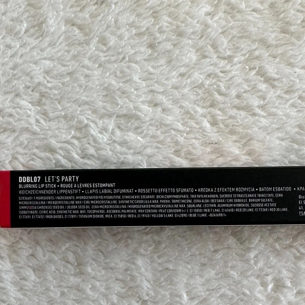 NYX Dazed & Diffused Lipstick - Bold Red